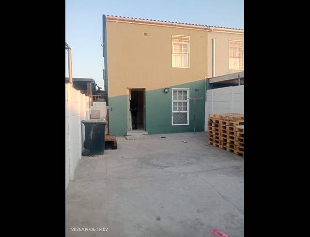 3 BEDROOM PROPERTY TO RENT IN EASTRIDGE